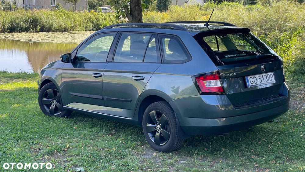 Skoda Fabia 1.0 TSI Style Color - 12