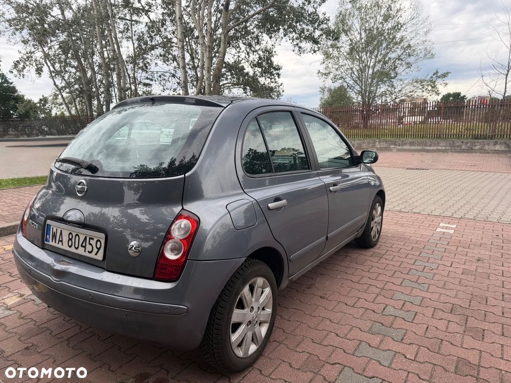 Nissan Micra - 2