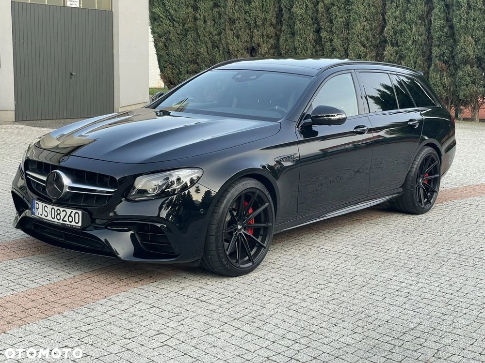 Mercedes-Benz Klasa E AMG 63 S 4Matic+ T 9G-TRONIC - 37