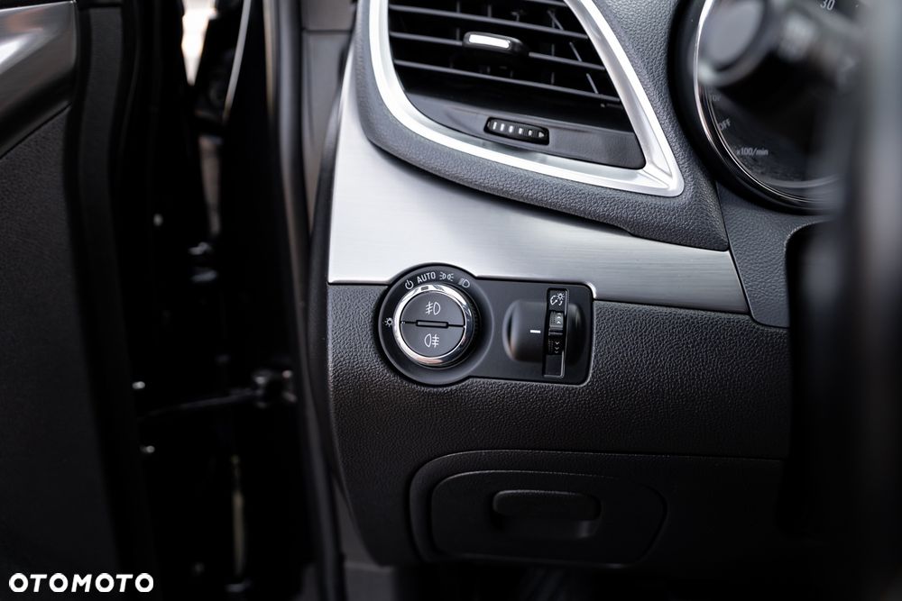 Opel Mokka 1.6 CDTI Cosmo S&S 4x4 - 28