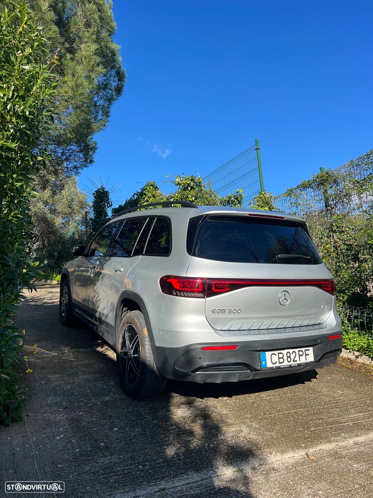 Mercedes-Benz EQB 300 4Matic AMG Line - 2