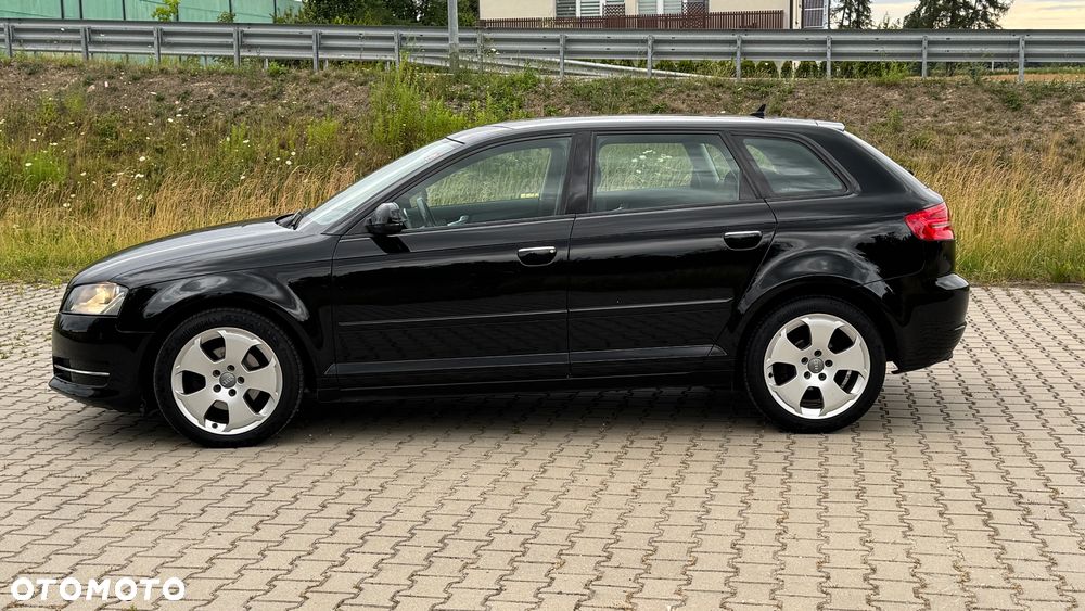 Audi A3 Sportback - 9