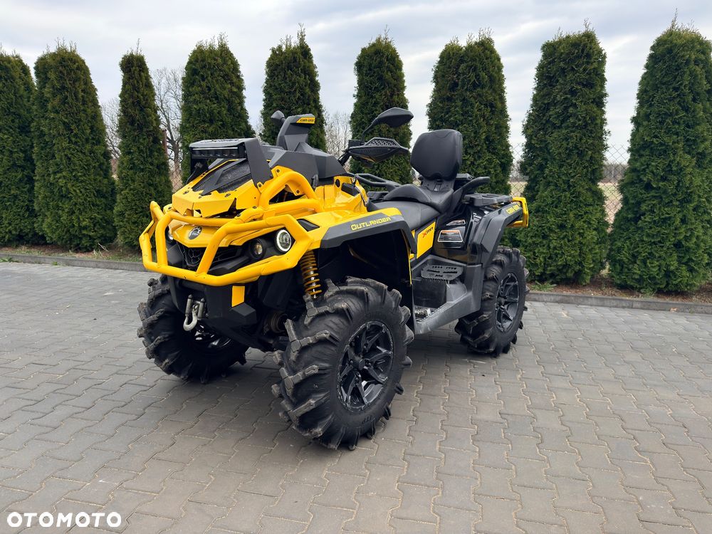Can-Am Outlander - 2