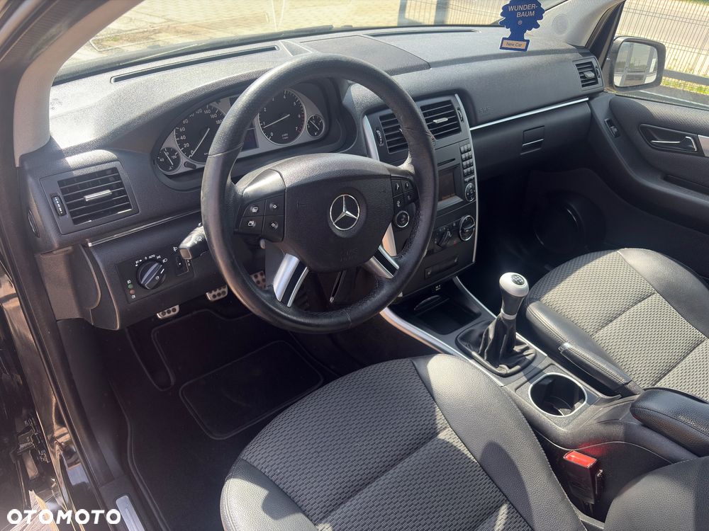 Mercedes-Benz Klasa B 170 Special Edition - 13