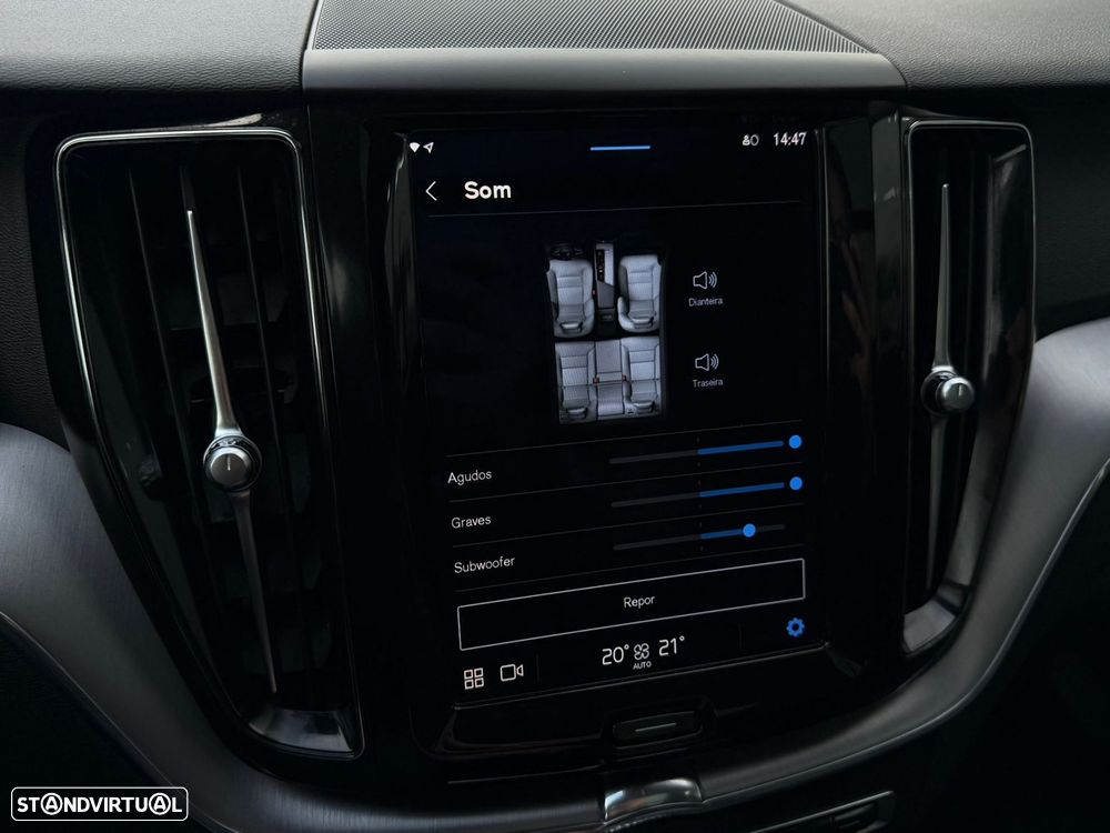 Volvo XC 60 2.0 T6 PHEV Inscription Expression AWD - 45