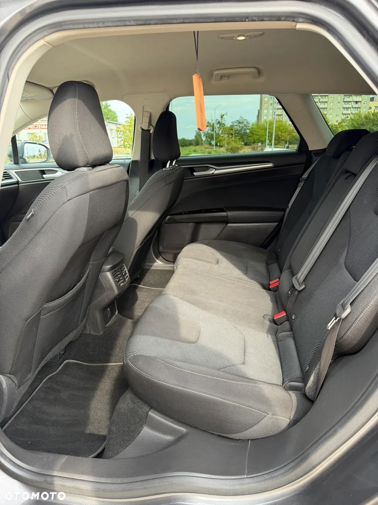 Ford Mondeo 2.0 TDCi Titanium PowerShift - 12