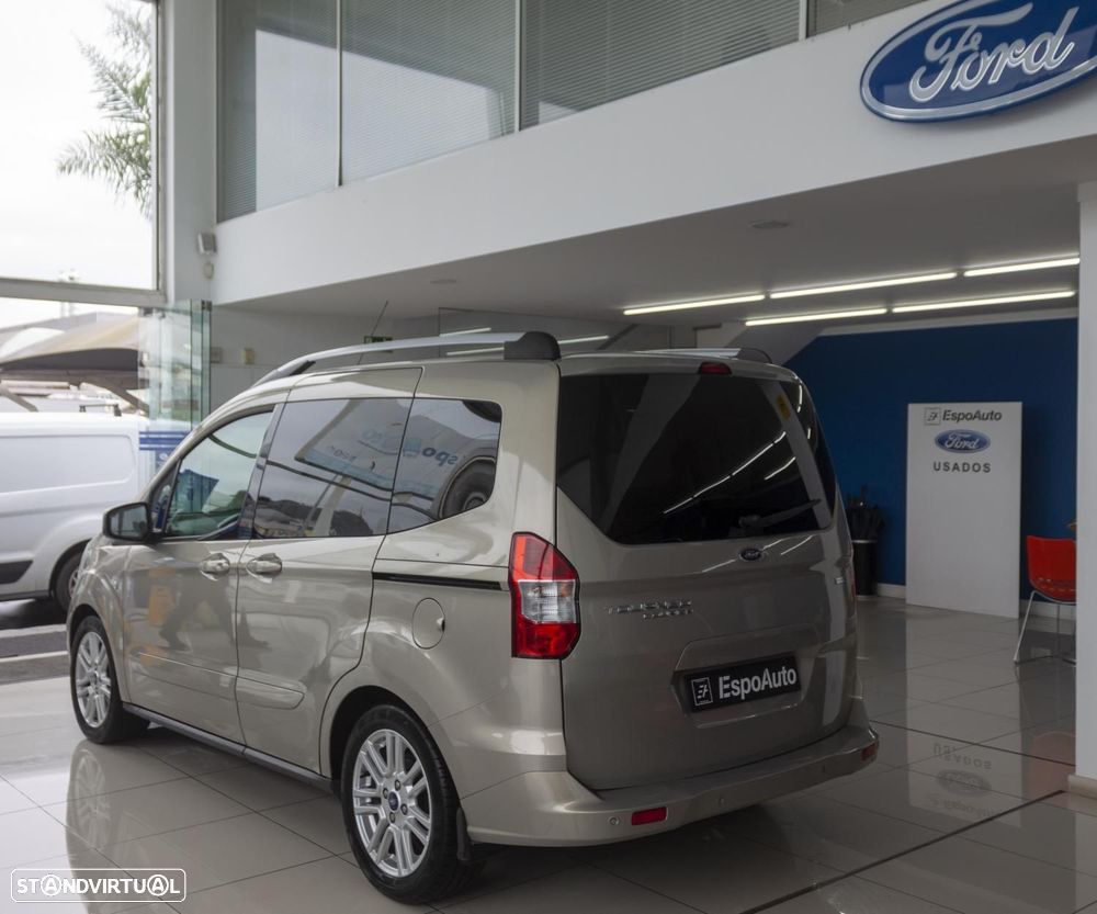 Ford Tourneo Courier 1.0 EcoBoost Titanium - 3