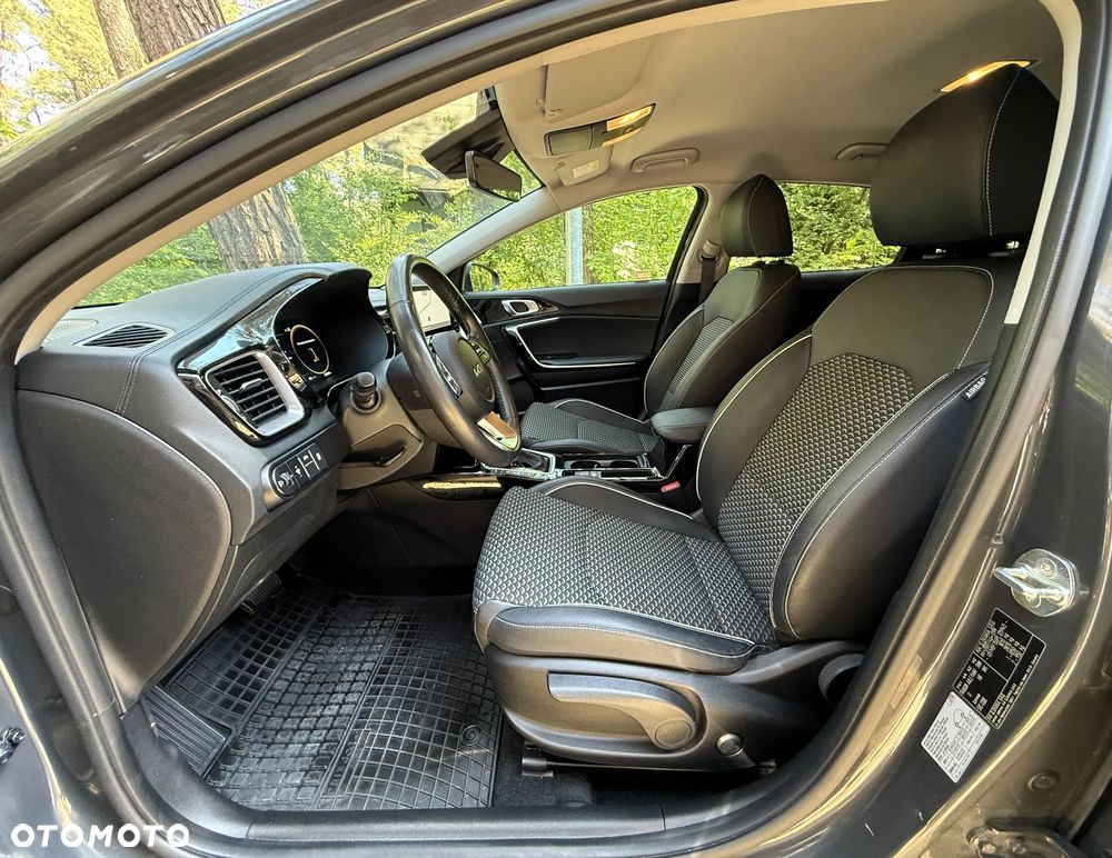 Kia XCeed 1.5 T-GDI Business Line DCT - 15