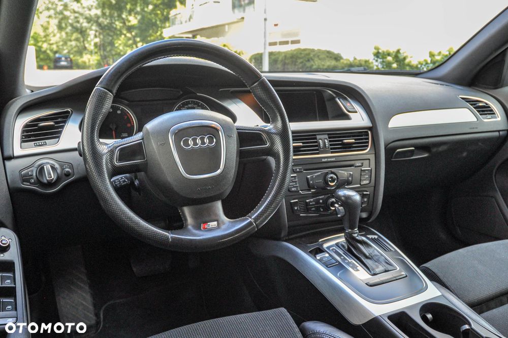 Audi A4 Avant - 9