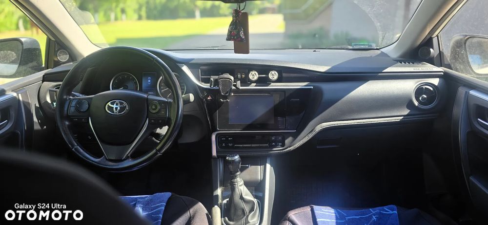Toyota Corolla 1.6 Comfort - 6