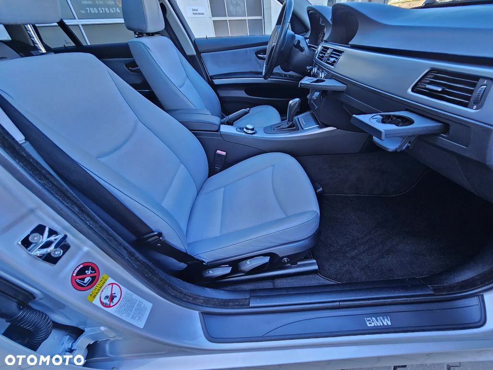 BMW Seria 3 320d DPF - 15