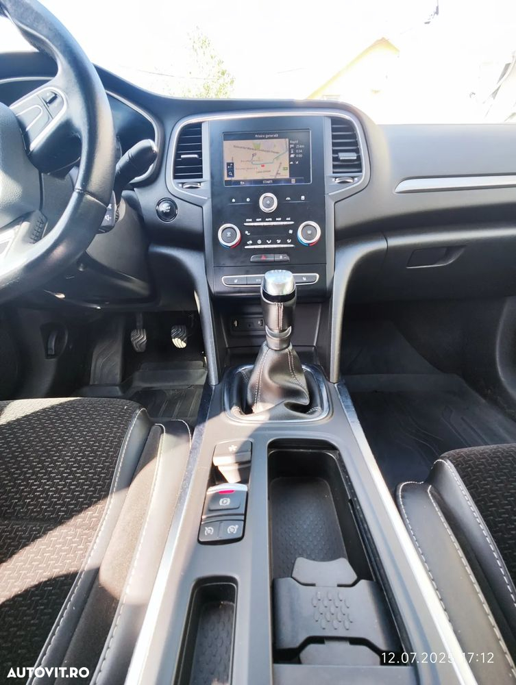 Renault Megane Energy dCi Intens - 14
