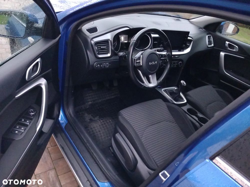 Kia XCeed 1.5 T-GDI M - 6