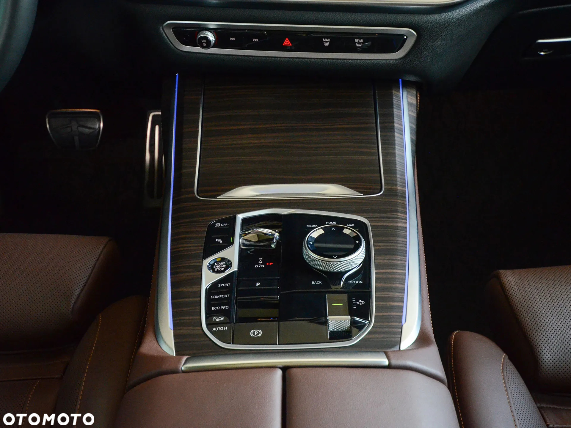BMW X7 - 38
