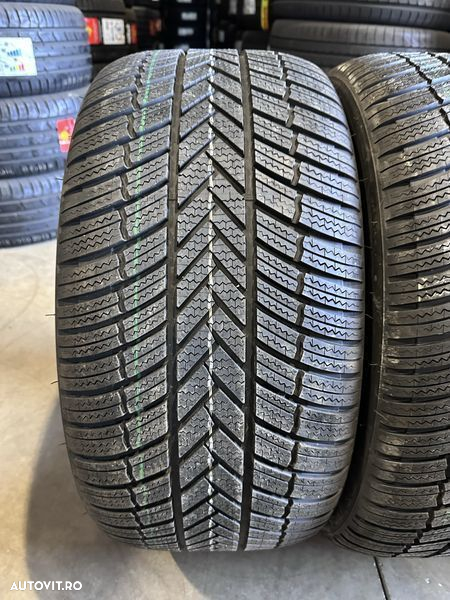 255/35/20 Bridgestone 4piese - 5