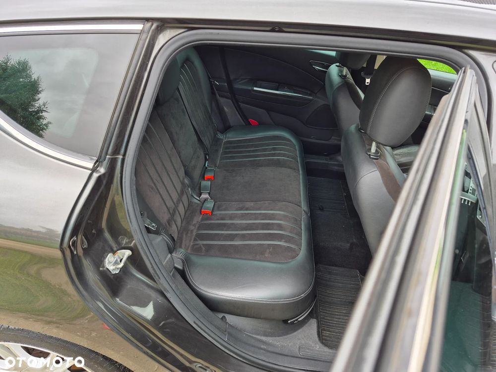Lancia Delta 1.4 T-Jet Silver - 7
