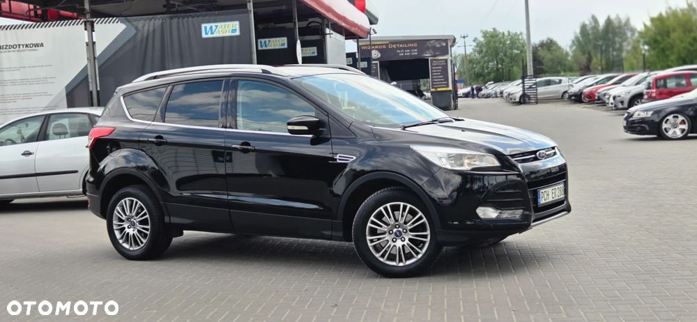 Ford Kuga 2.0 TDCi 2x4 Titanium - 19
