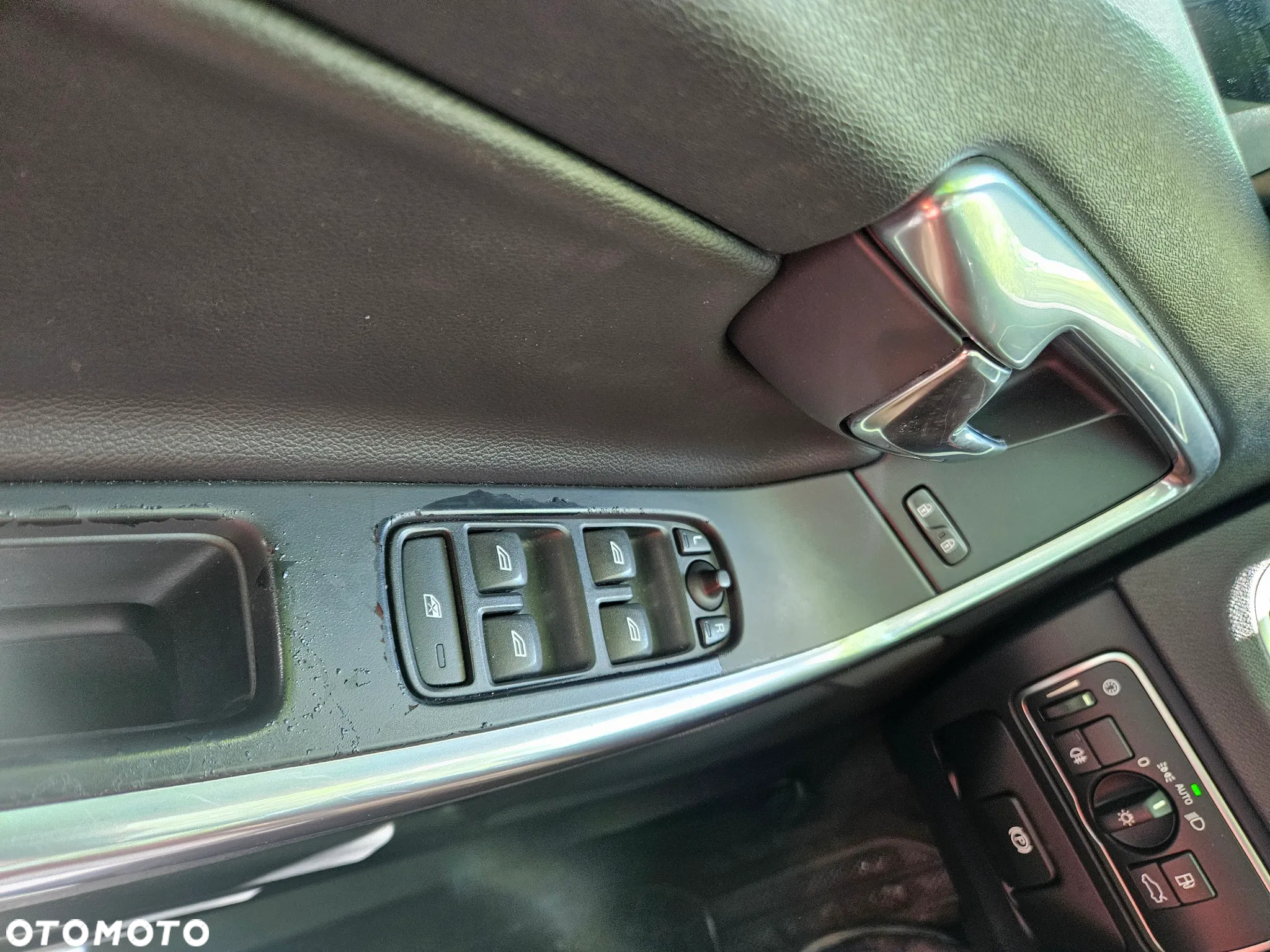 Volvo V60 T5 Geartronic Powershift Momentum - 11