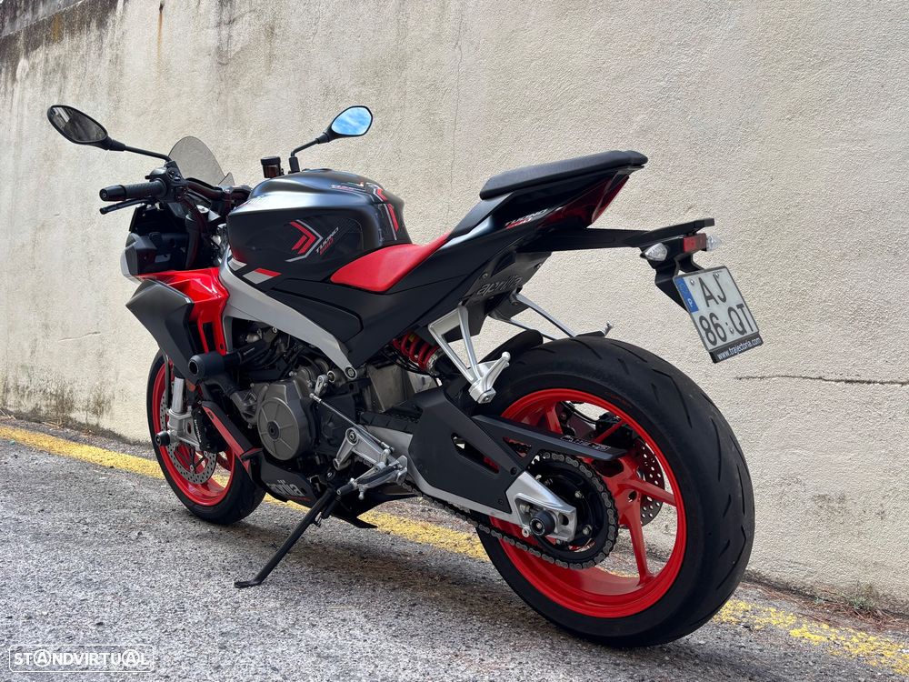 Aprilia Tuono 660 - 10