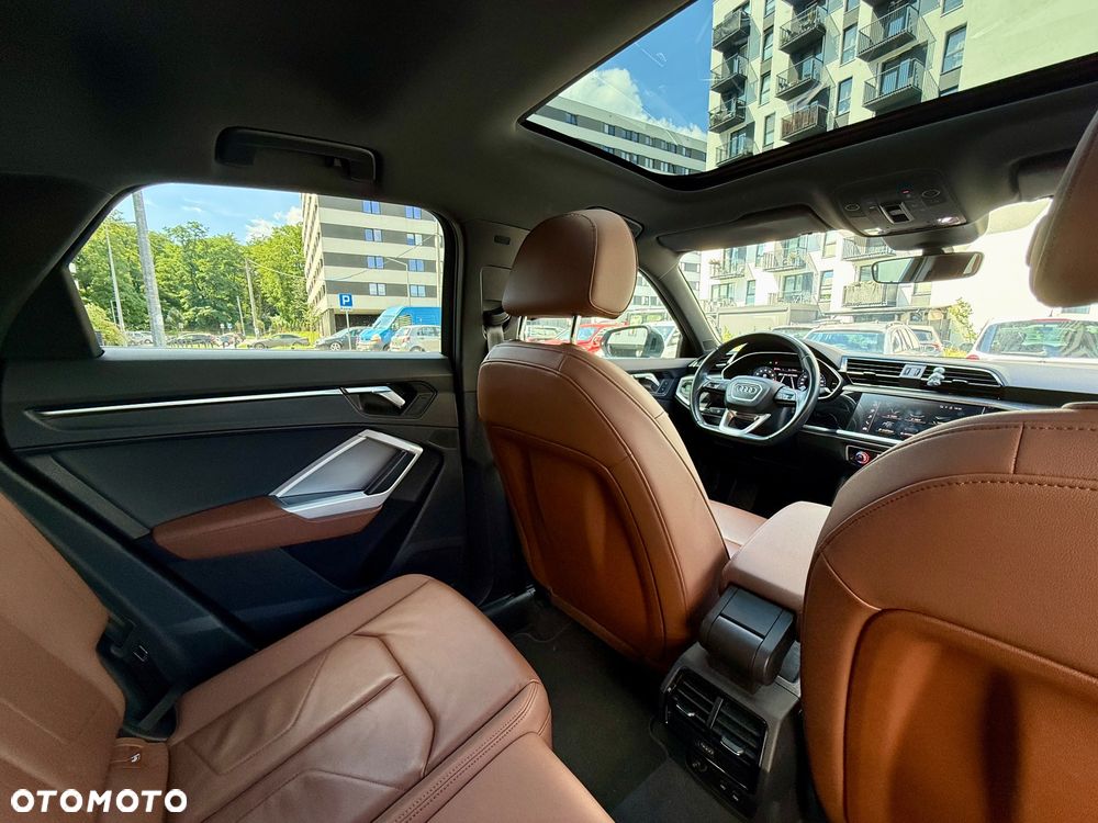 Audi Q3 Sportback - 13