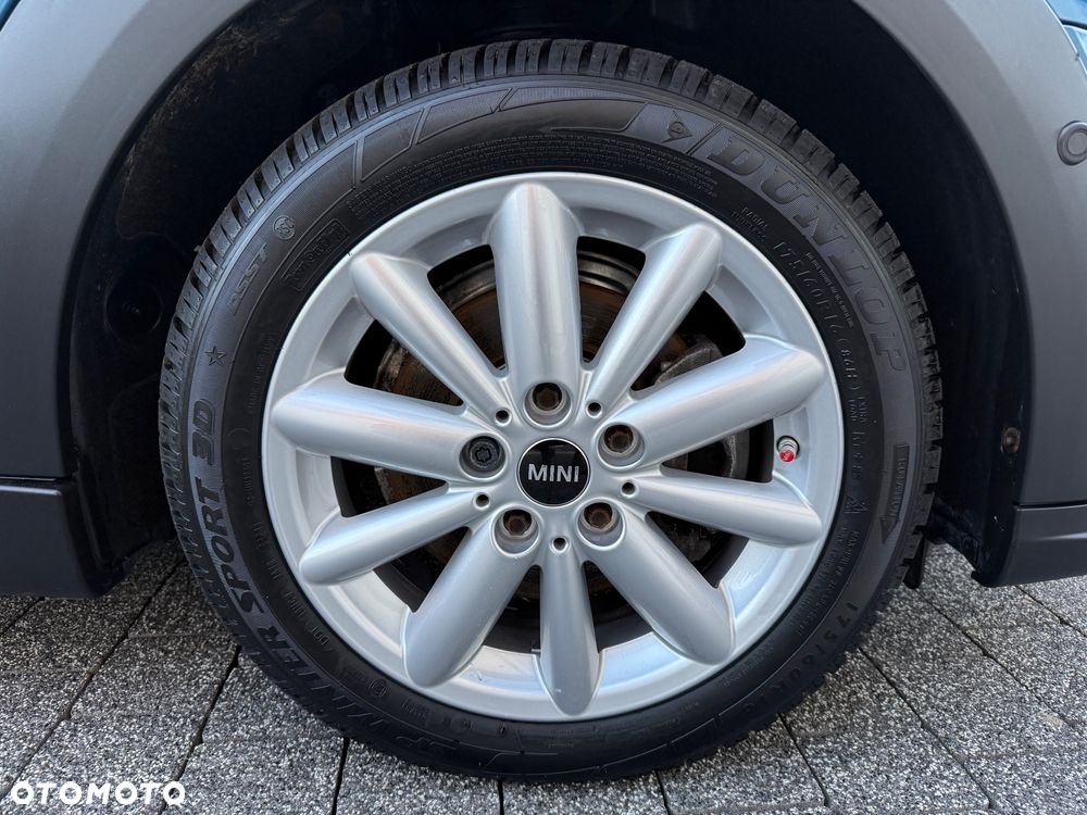 MINI Cooper John Works Trim - 9