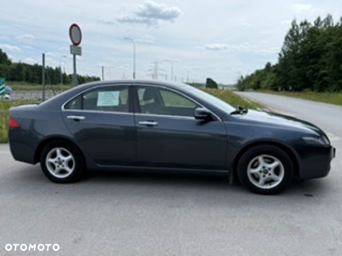 Honda Accord 2.0 Comfort - 4