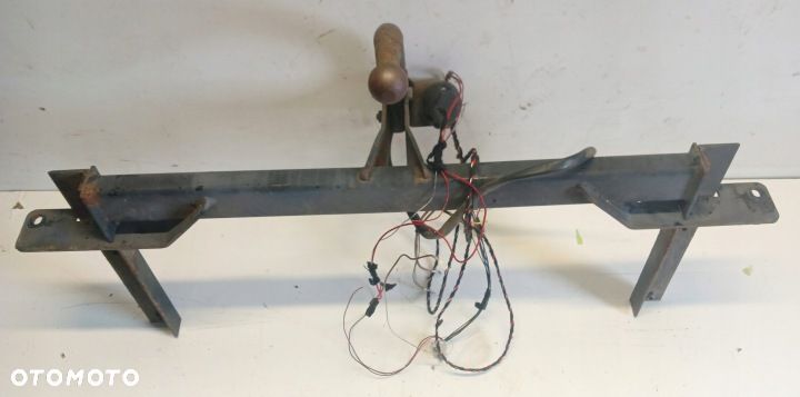 Hak holowniczy Opel Astra J HB - 3
