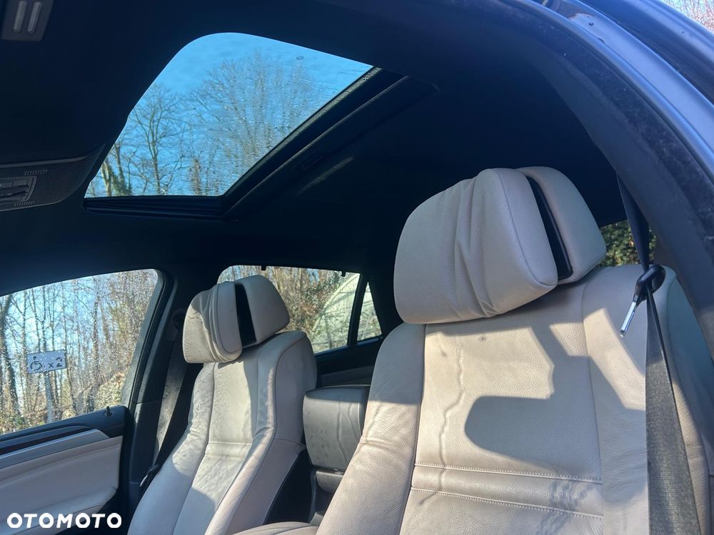 BMW X6 50i xDrive - 15