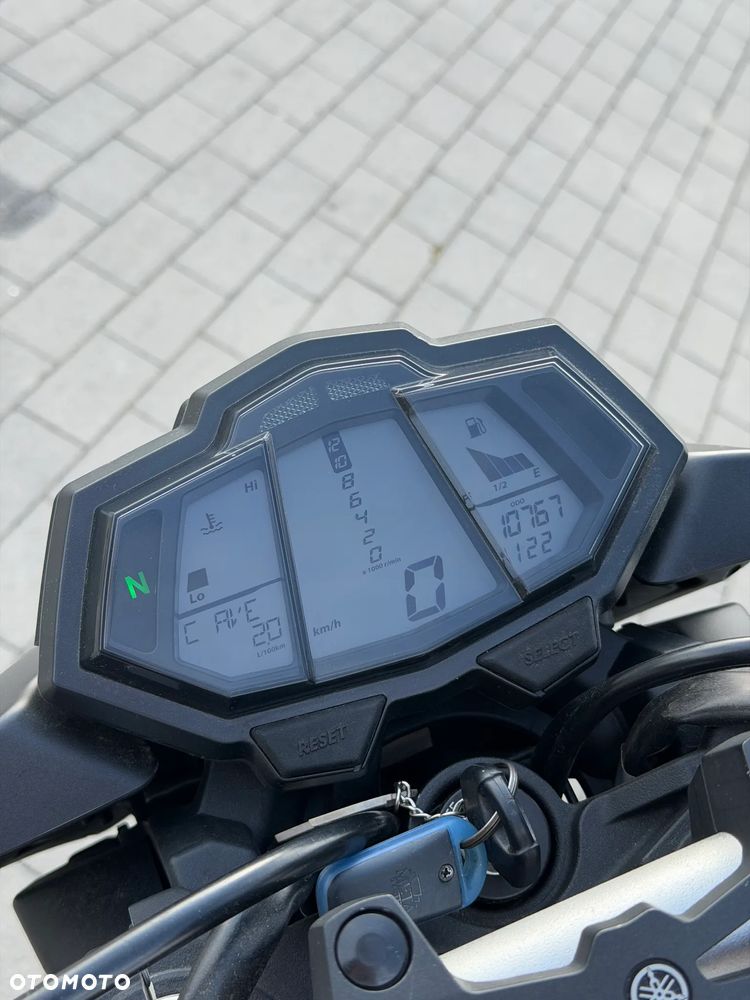 Yamaha MT - 9
