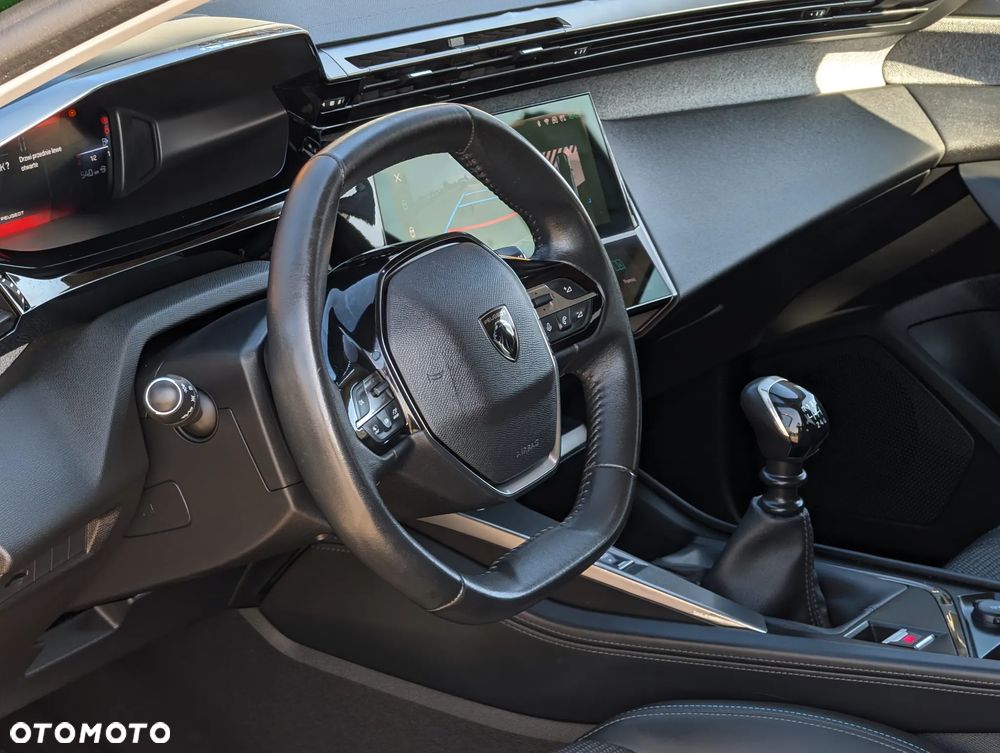 Peugeot 308 PureTech 130 Stop & Start Allure - 24