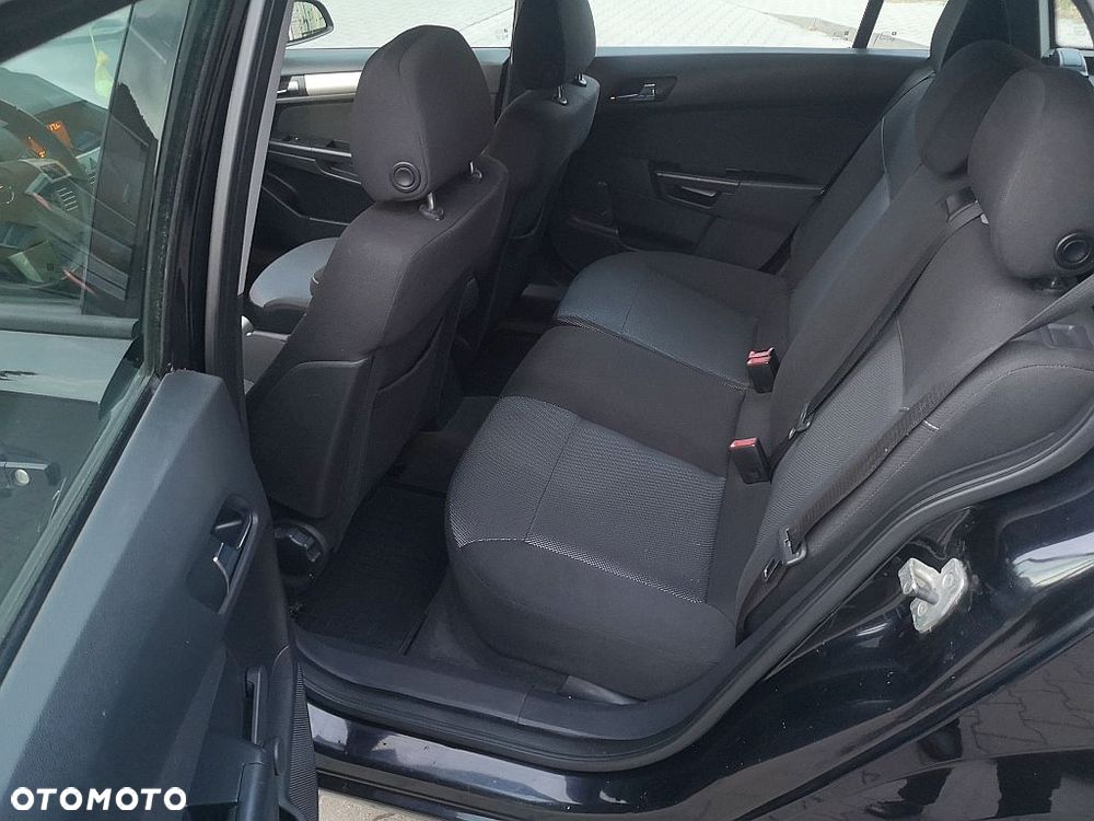 Opel Astra - 22