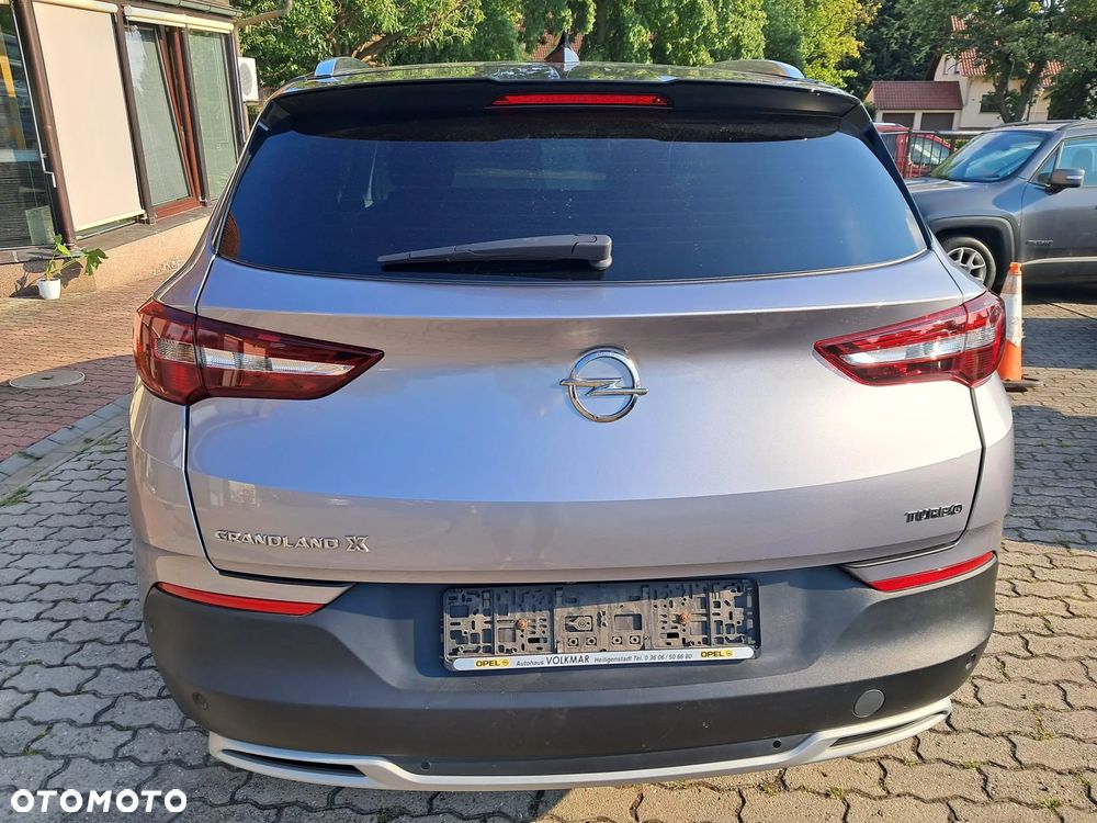 Opel Grandland X 1.6 T Ultimate S&S - 10