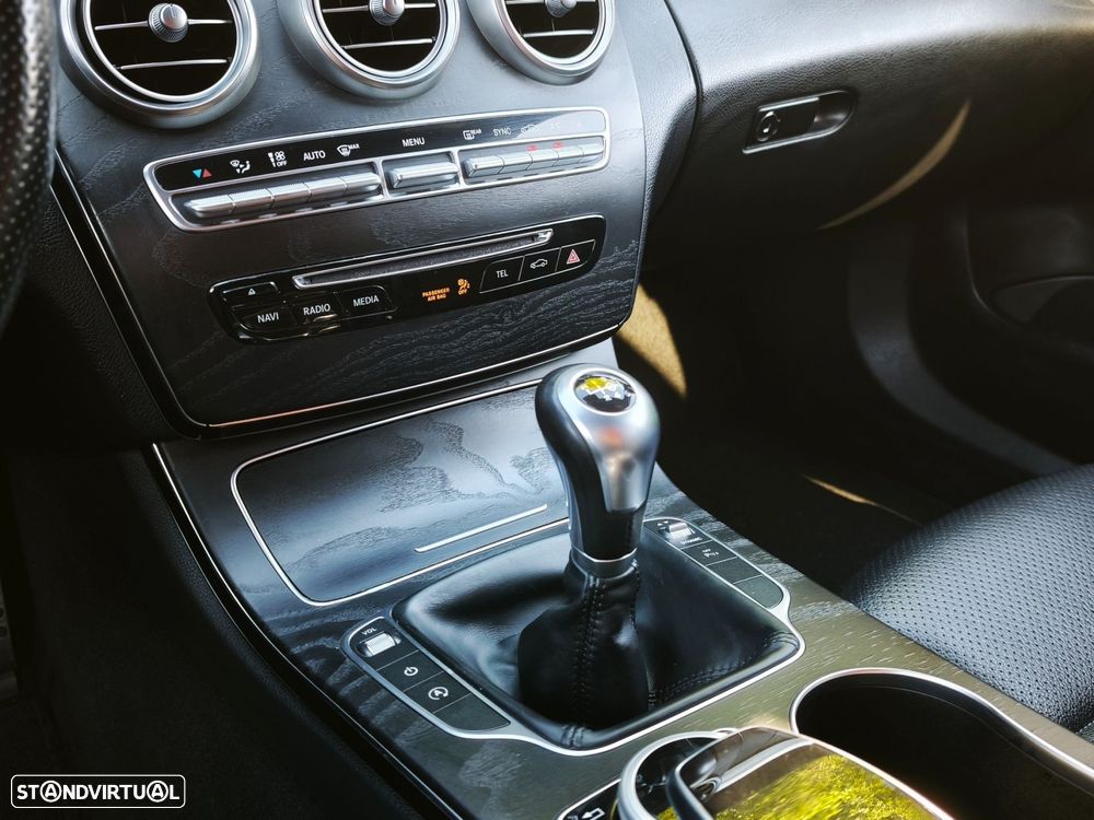 Mercedes-Benz C 220 d AMG Line - 28