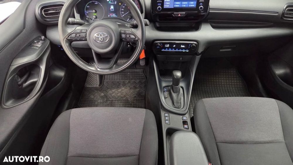 Toyota Yaris 1.5 VVT-i HSD Active - 20