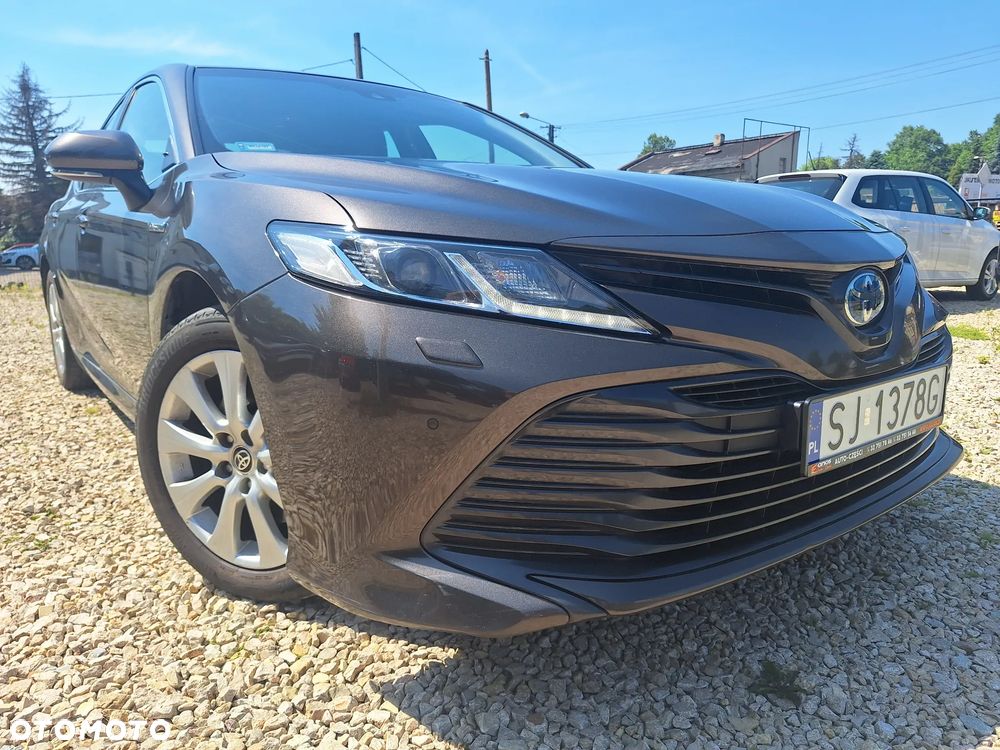 Toyota Camry 2.5 Hybrid Comfort CVT - 3