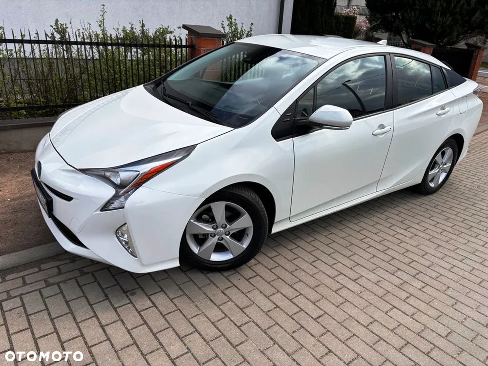 Toyota Prius - 3