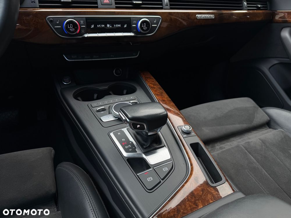 Audi A4 Avant 40 TDI quattro S tronic S line - 25