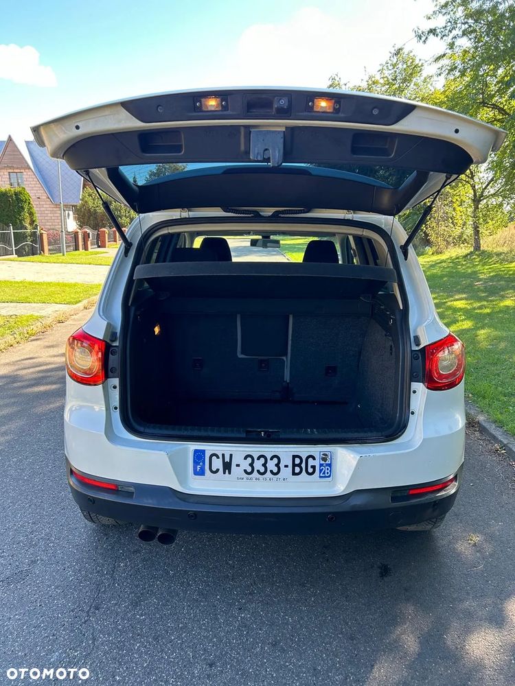 Volkswagen Tiguan - 9