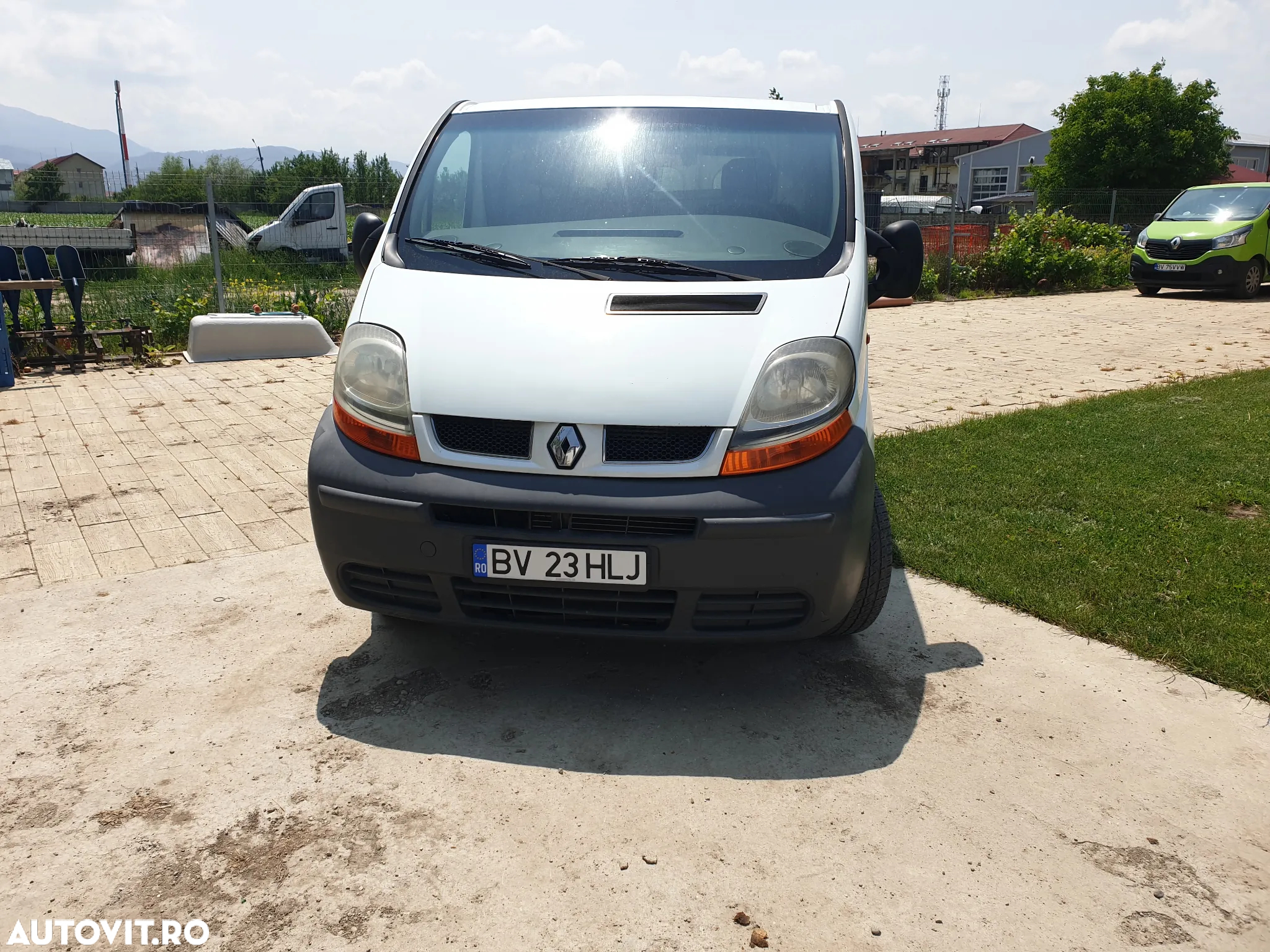 Renault Trafic - 3