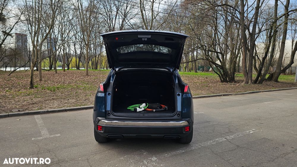 Peugeot 3008 PHEV 300 EAT8 4X4 Allure Pack - 13
