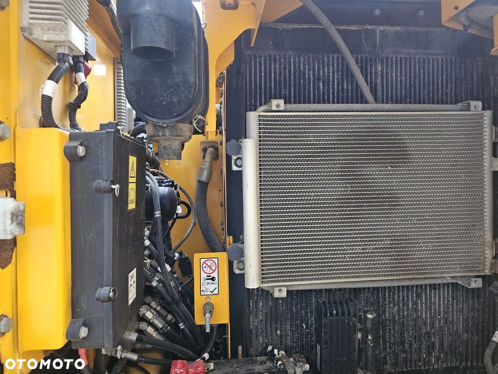JCB 150X H Engcon - 16