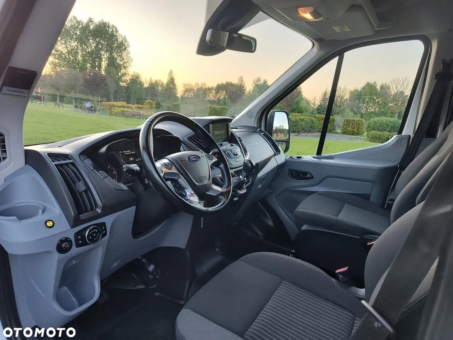 Ford Transit - 22