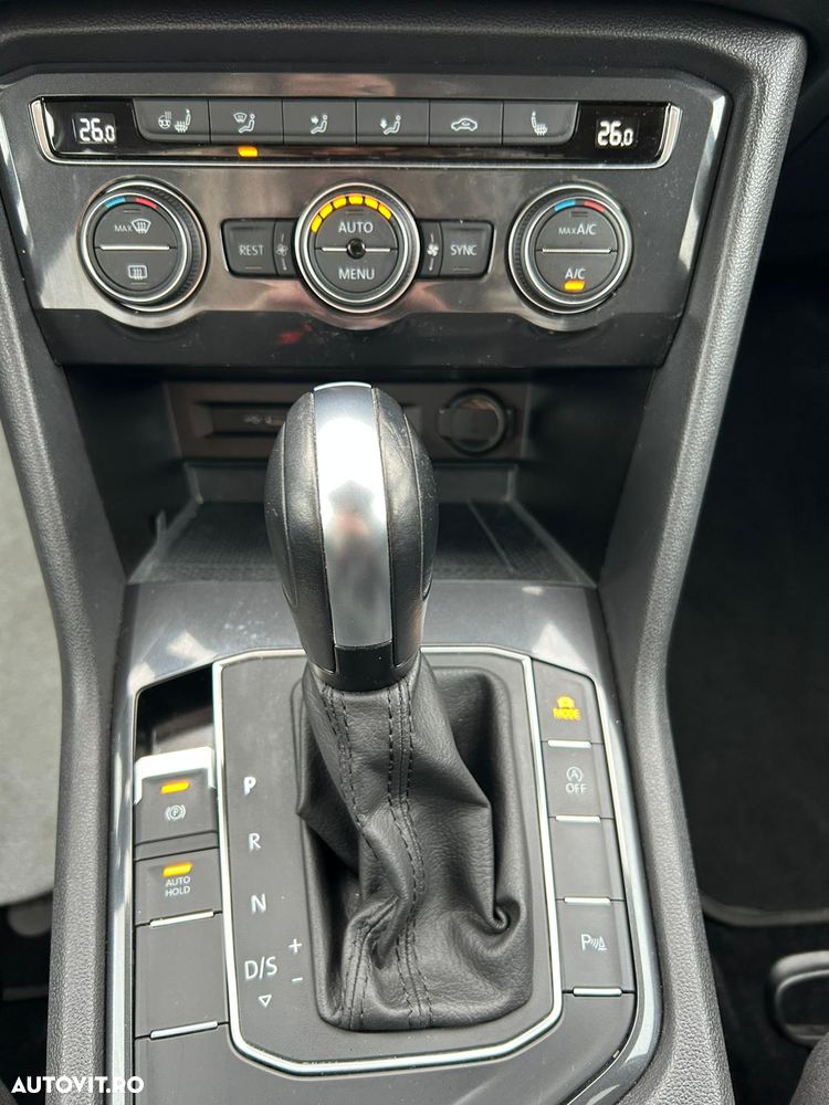 Volkswagen Tiguan 2.0 TDI SCR DSG ACTIVE - 26