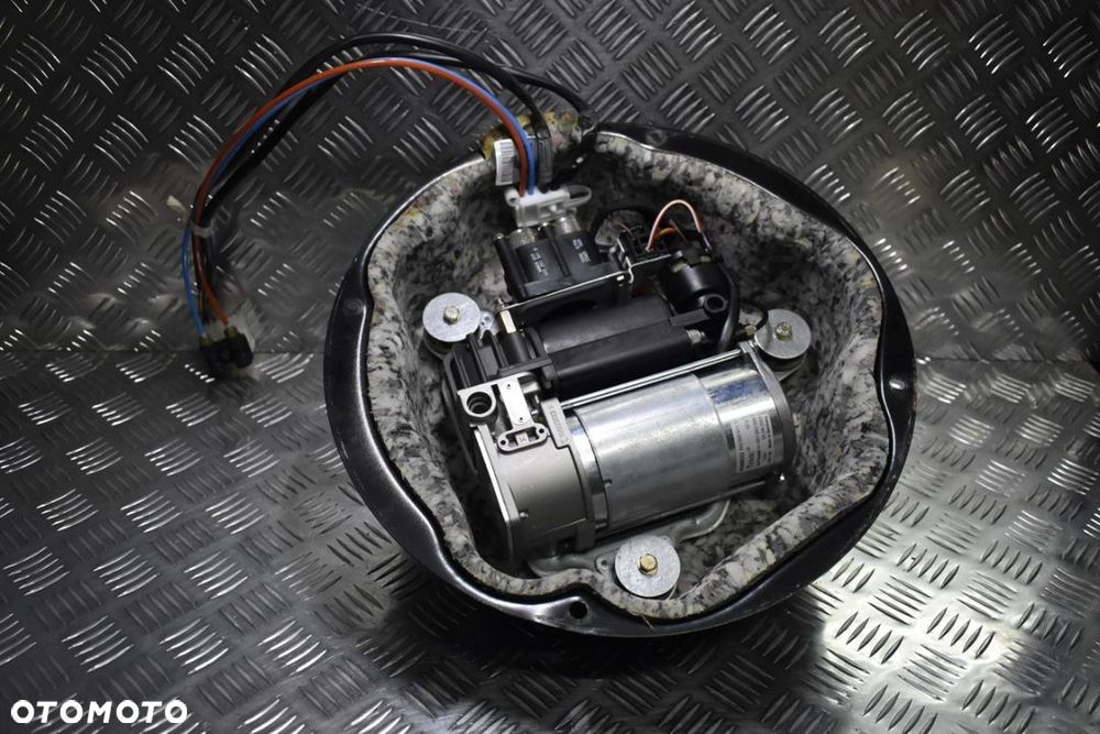 BMW X5 E53 3.0D LIFT Kompresor sprężarka pompa zawieszenia WABCO