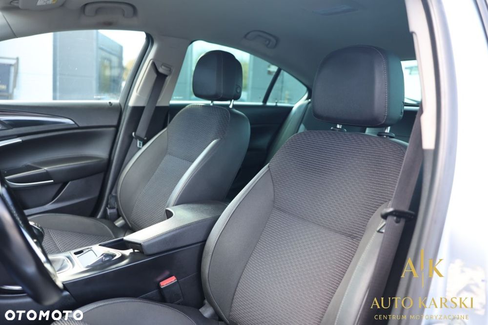 Opel Insignia - 29