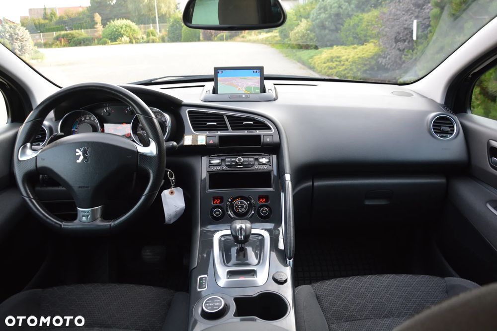 Peugeot 3008 2.0 HDi HYbrid4 - 6