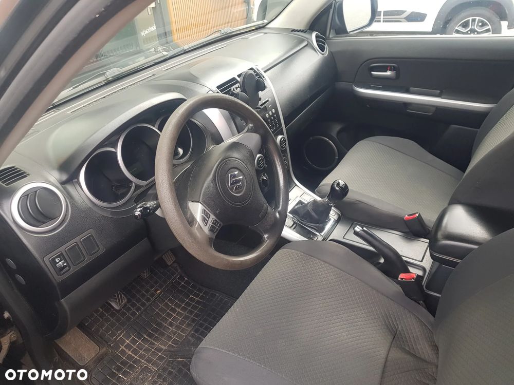 Suzuki Grand Vitara 1.9 DDiS Comfort - 5