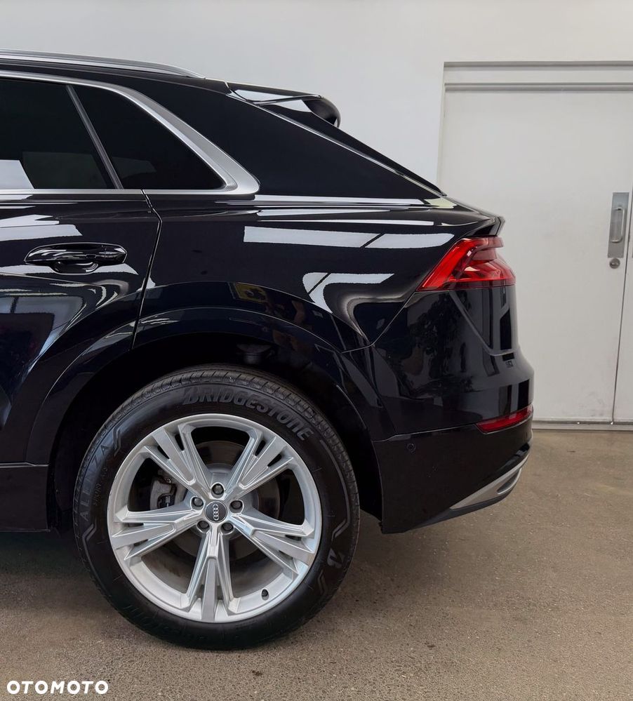Audi Q8 55 TFSI mHEV Quattro Tiptronic - 8