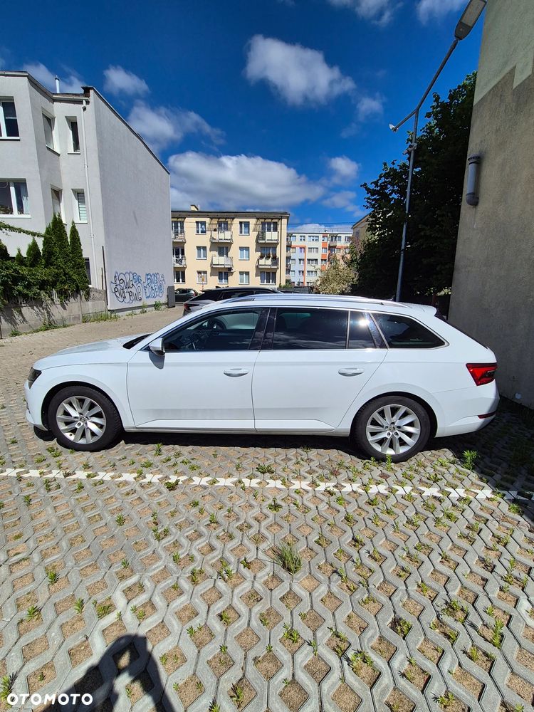 Skoda Superb 1.5 TSI Ambition DSG - 4