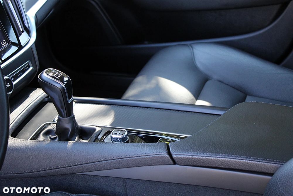 Volvo S90 - 21